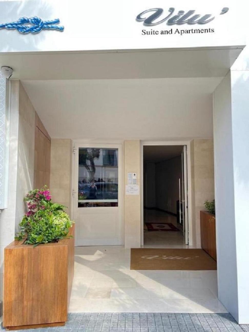 Vilu Suite Centro โปลีญาโนอามาเร ภายนอก รูปภาพ