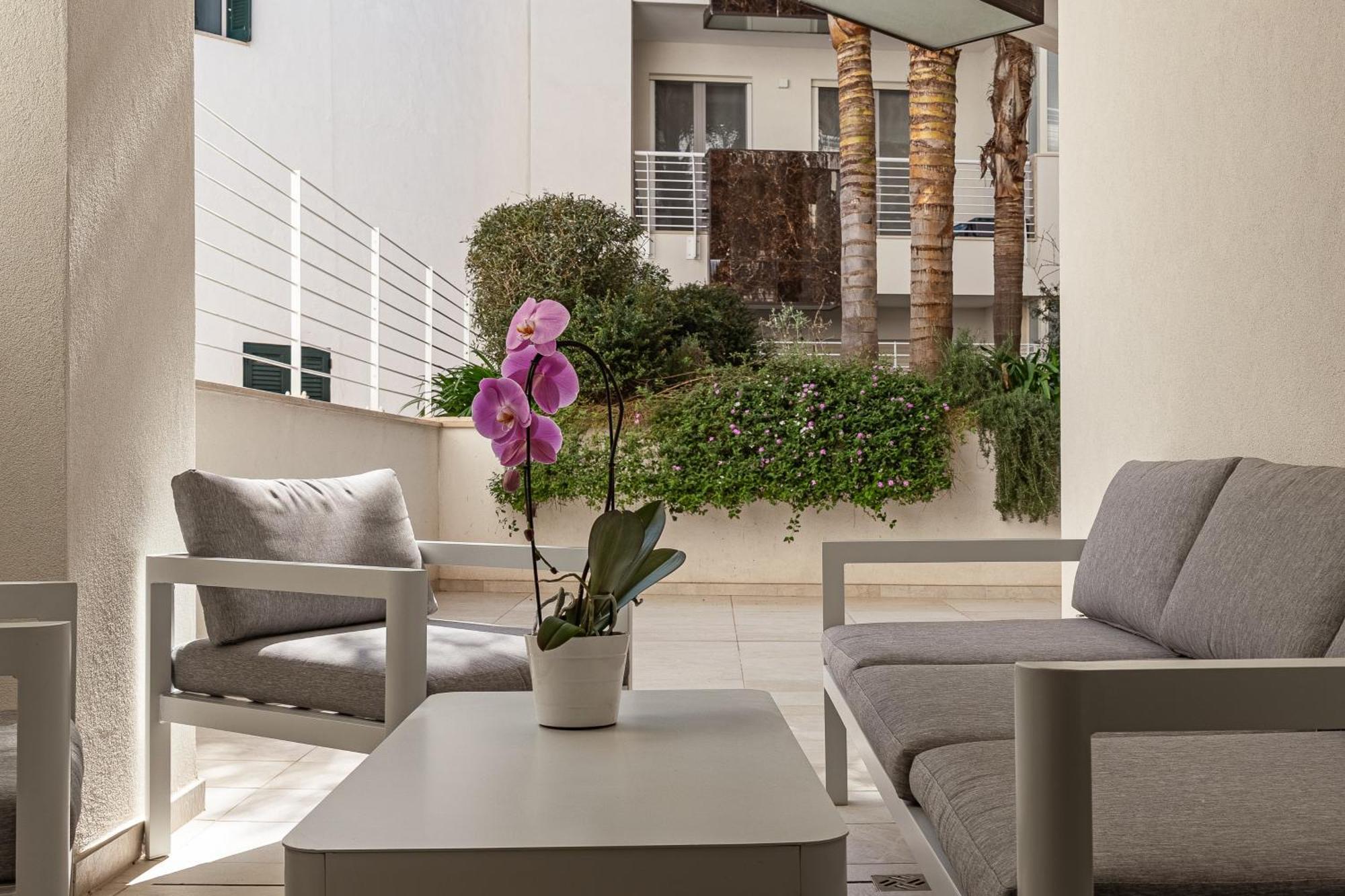 Vilu Suite Centro โปลีญาโนอามาเร ภายนอก รูปภาพ